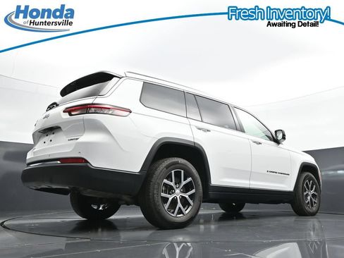 Used 2023 Jeep Grand Cherokee L Limited w/ Luxury Tech Group II AWD/4WD image 34