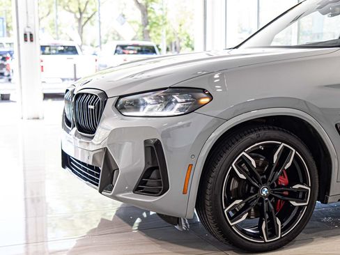 Used 2024 BMW X3 M40i w/ Premium Enhanced Package AWD/4WD image 4