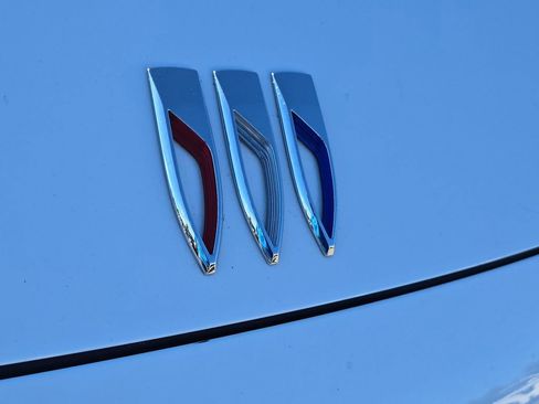 Used 2024 Buick Envision Preferred image 4