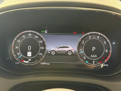 Used 2024 Jaguar E-PACE R-Dynamic SE AWD/4WD image 19