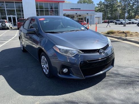 Used 2014 Toyota Corolla S image 2