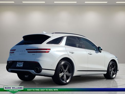 Used 2023 Genesis GV70 2.5T w/ Sport Prestige Package AWD/4WD image 4