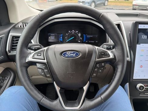 Certified 2024 Ford Edge Titanium image 12