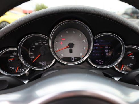 Used 2015 Porsche 911 Carrera S RWD image 29