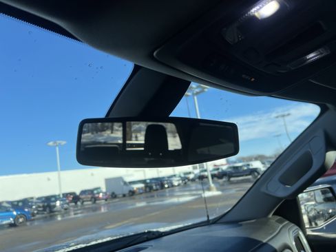 Used 2020 Chevrolet Silverado 1500 LT w/ All-Star Edition image 25