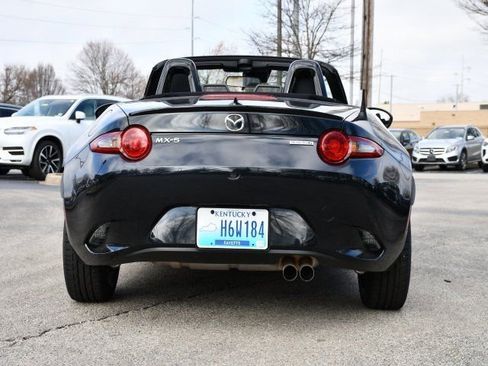 Used 2023 MAZDA MX-5 Miata Club image 6