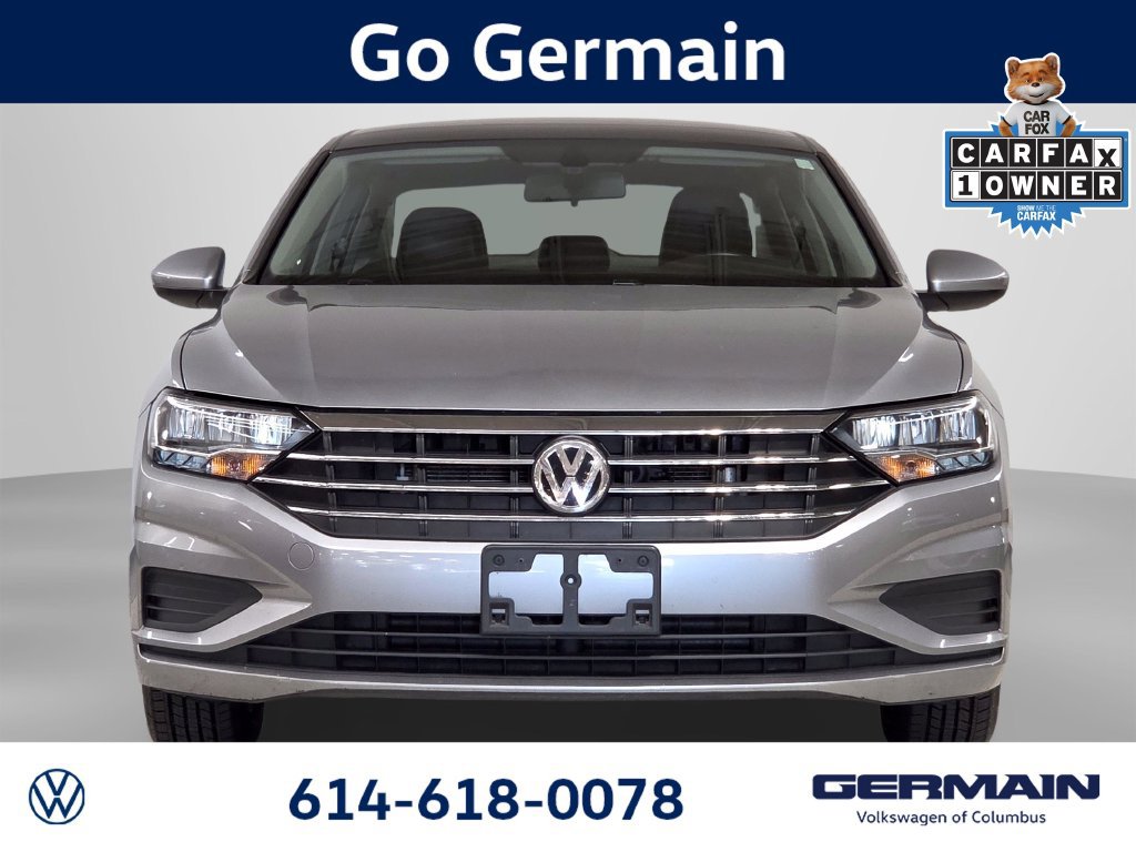 Used 2019 Volkswagen Jetta SE FWD image 2