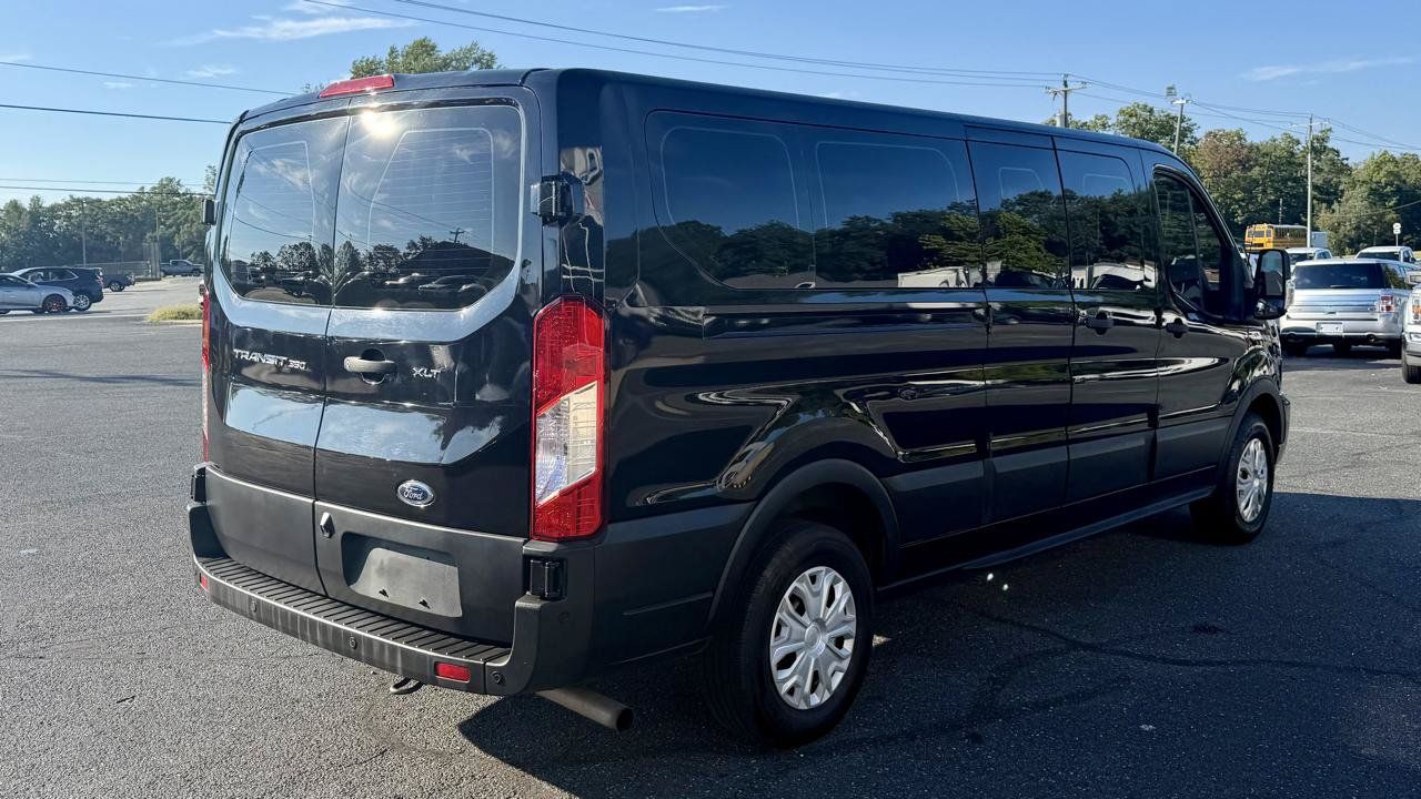 Used 2021 Ford Transit 350 XLT RWD image 7