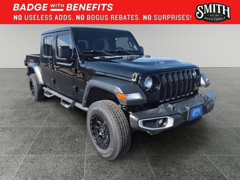 Used 2023 Jeep Gladiator Sport AWD/4WD image 1