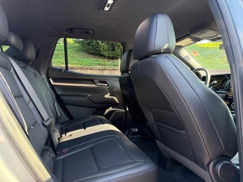 Used 2026 GMC Terrain Elevation w/ Elevation Premium Package AWD/4WD image 10