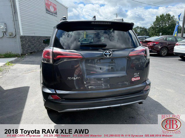 Used 2018 Toyota RAV4 XLE AWD/4WD image 6
