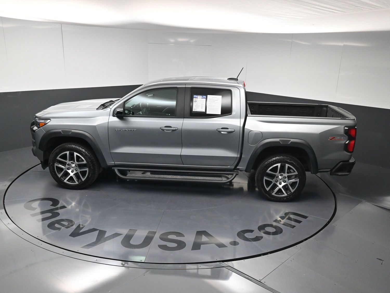 Used 2023 Chevrolet Colorado Z71 w/ Z71 Convenience Package 2 AWD/4WD image 30