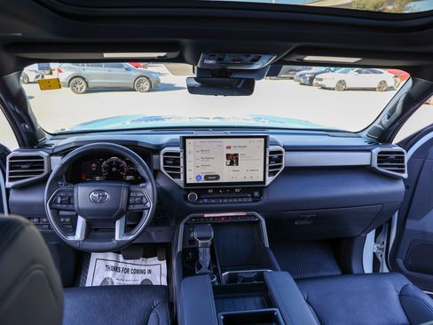 Used 2025 Toyota Tundra Limited image 36