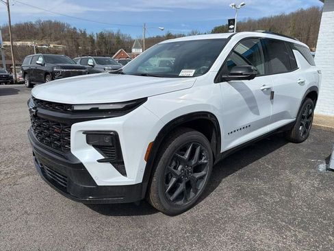 New 2026 Chevrolet Traverse RS image 7