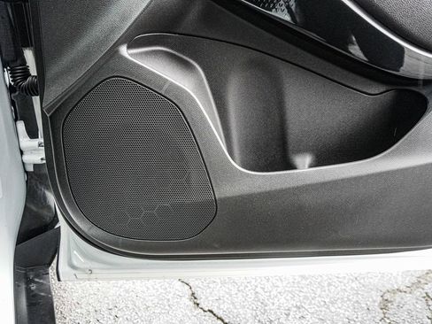 New 2025 Chevrolet Trax LT w/ Driver Confidence Package image 43