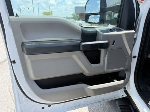 Used 2021 Ford F550 2WD Regular Cab Super Duty image 20