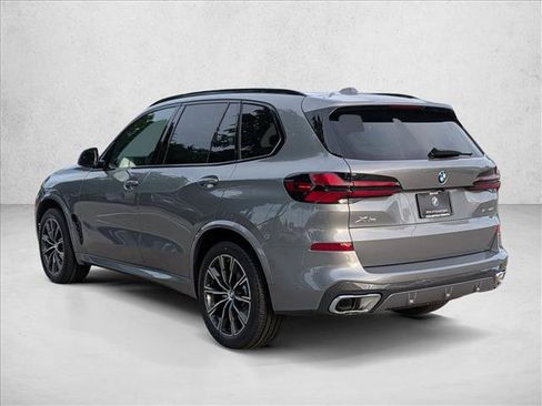 Used 2026 BMW X5 sDrive40i w/ M Sport Package RWD image 8