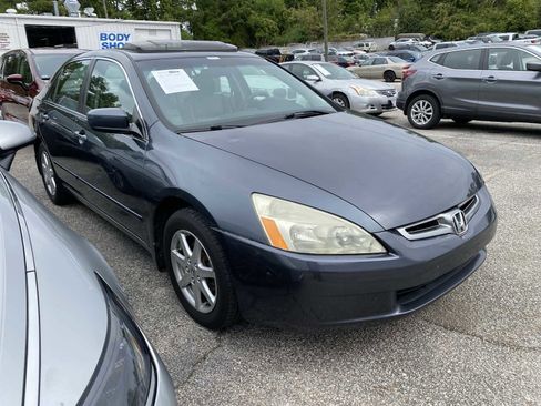 Used 2004 Honda Accord EX image 1