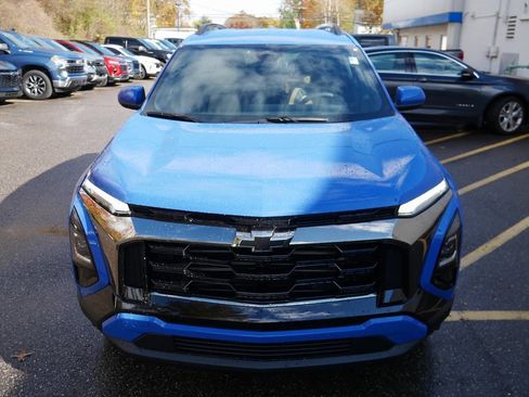 New 2026 Chevrolet Equinox ACTIV w/ Convenience Package III image 3