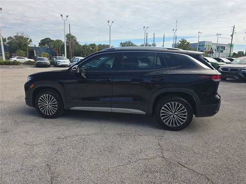 Used 2025 Volkswagen Tiguan S w/ 18" Wheel Package FWD image 5