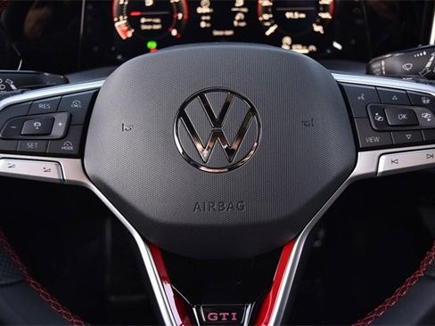 New 2026 Volkswagen GTI SE image 18