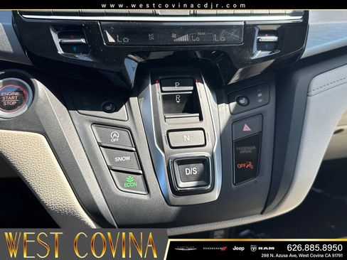 Used 2025 Honda Odyssey EX-L image 29