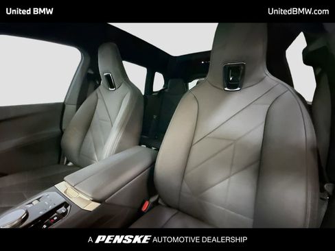 Used 2023 BMW iX xDrive50 w/ Sport Package image 5