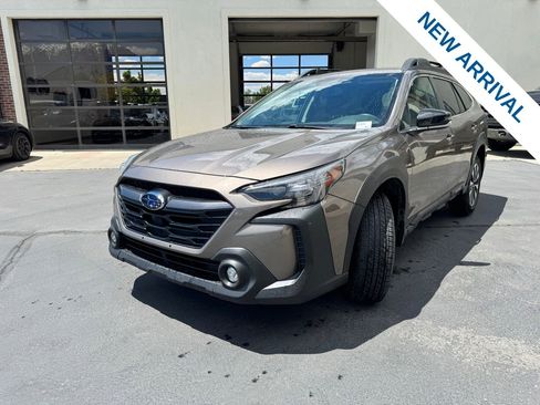 Used 2024 Subaru Outback Limited w/ Popular Package #2 AWD/4WD image 3