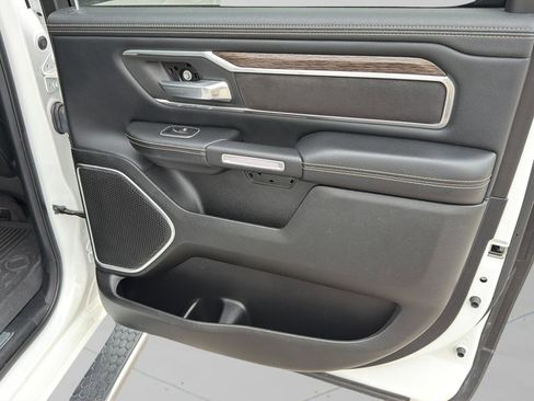 Used 2020 RAM 1500 Laramie AWD/4WD image 11