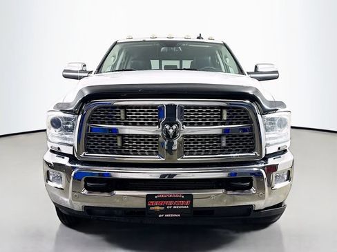 Used 2017 RAM 3500 Laramie AWD/4WD image 4