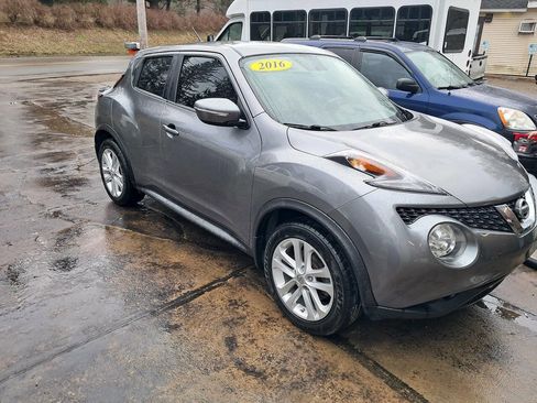 Used 2016 Nissan Juke S image 3
