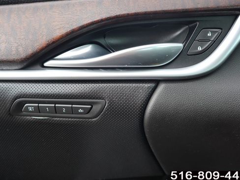 Used 2018 Cadillac XTS Luxury image 27