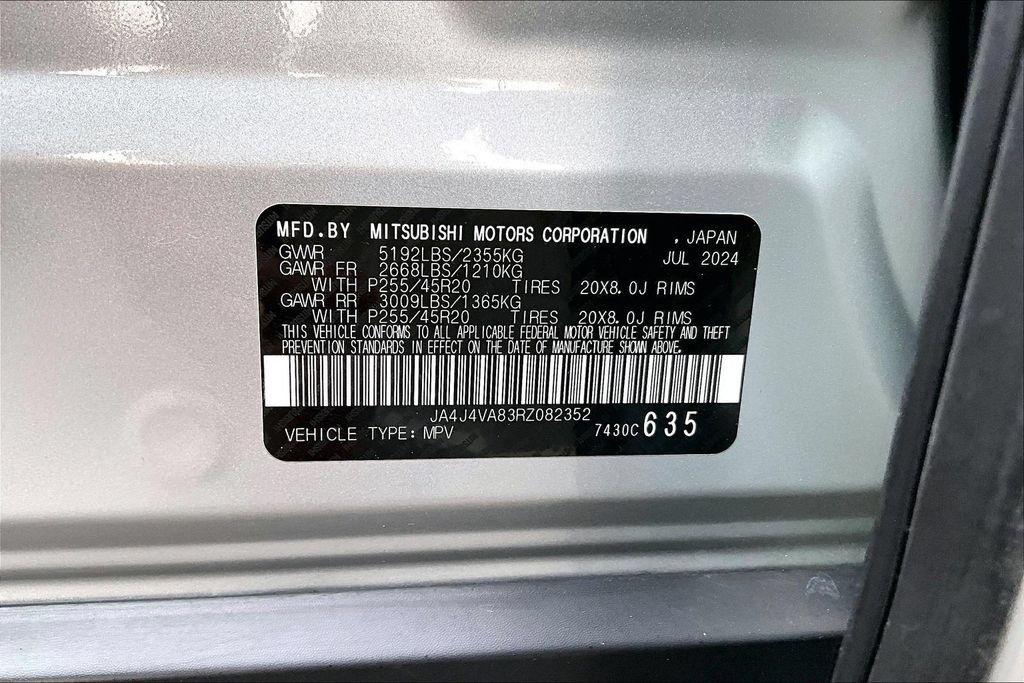 Used 2024 Mitsubishi Outlander SE AWD/4WD image 32