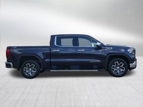 Used 2024 GMC Sierra 1500 SLT w/ SLT Premium Plus Package AWD/4WD image 8