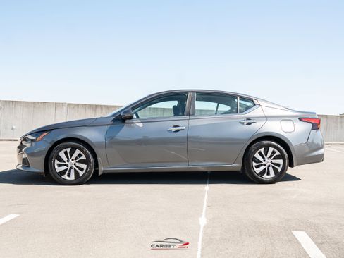 Used 2022 Nissan Altima 2.5 S FWD image 4