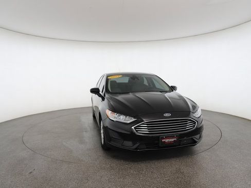 Used 2019 Ford Fusion S image 29