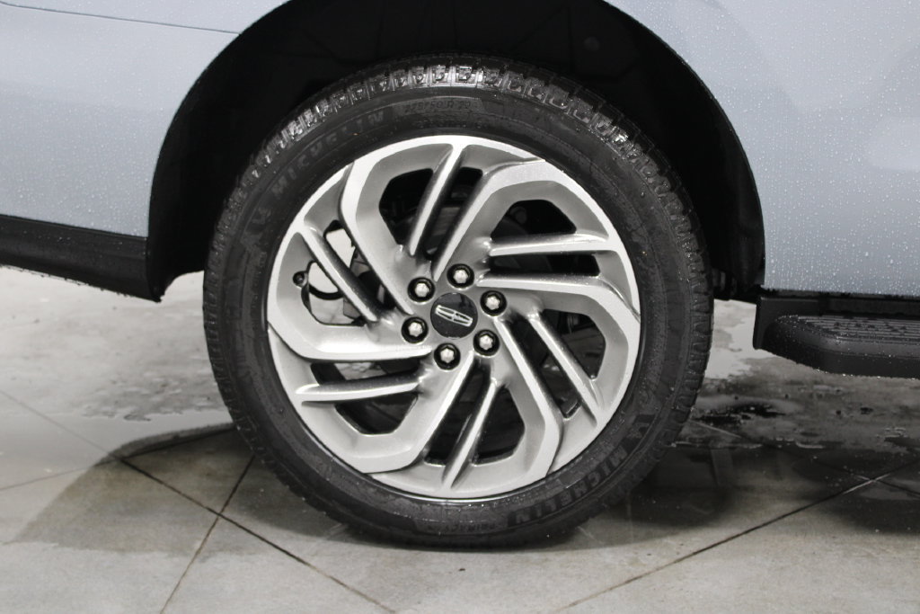 New 2027 Lincoln Navigator Premiere RWD image 15