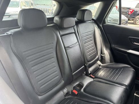 Used 2025 Mercedes-Benz GLC 43 AMG 4MATIC image 16