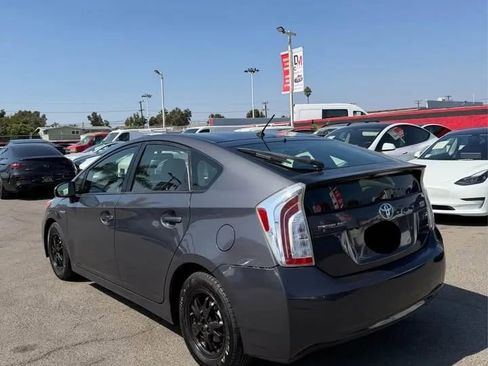 Used 2015 Toyota Prius Two image 4