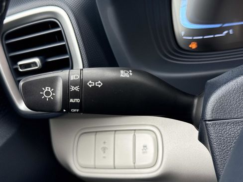 New 2026 Hyundai Venue SEL image 7