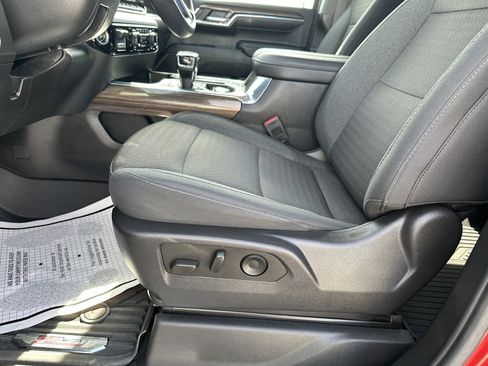 Used 2024 Chevrolet Silverado 1500 RST w/ Z71 Off-Road Package AWD/4WD image 26