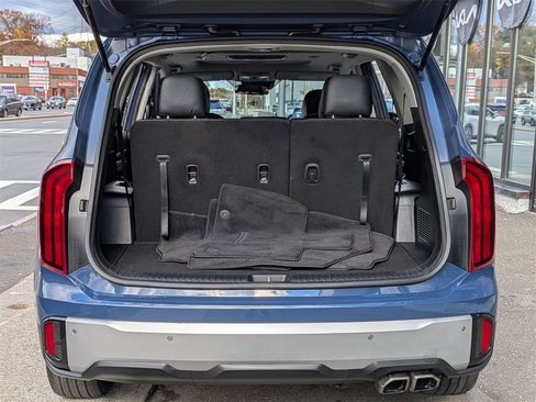 Used 2023 Kia Telluride S w/ S Sunroof Package image 8