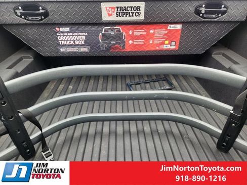 Used 2025 Toyota Tacoma SR5 image 33