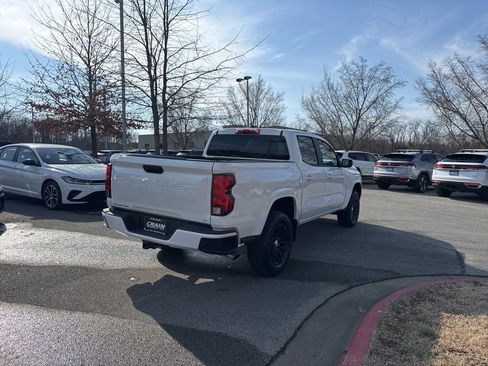 Used 2024 Chevrolet Colorado LT image 7