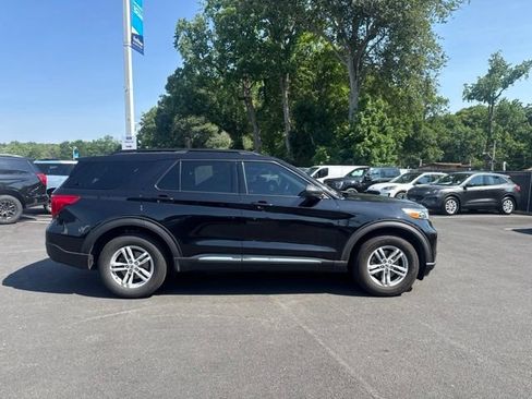 Certified 2020 Ford Explorer XLT w/ Equipment Group 202A AWD/4WD image 9