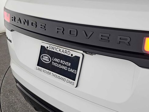 Used 2023 Land Rover Range Rover Velar R-Dynamic S AWD/4WD image 13