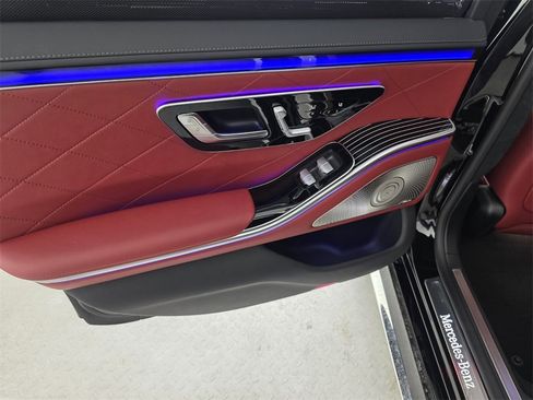 New 2026 Mercedes-Benz S 580 4MATIC Sedan image 12