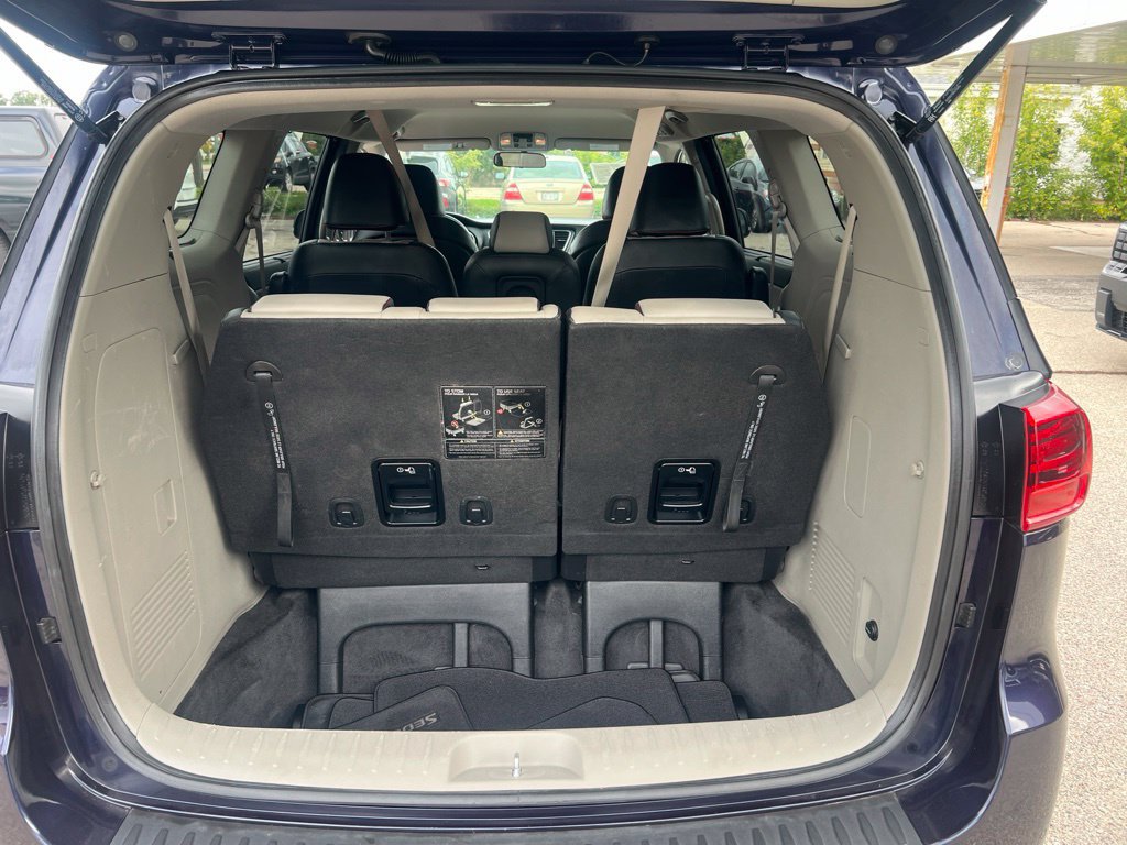 Used 2019 Kia Sedona EX FWD image 10