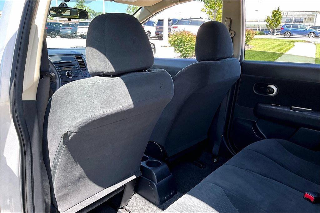 Used 2012 Nissan Versa 1.8 S w/ Plus Pkg FWD image 29