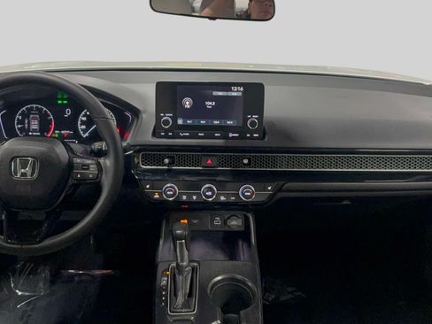Certified 2023 Honda Civic EX image 32